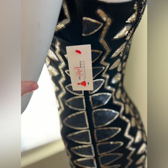 Black spandex dress with gold sequins Verte size Medium NWT New Years Eve Dress - Picture 7 of 7